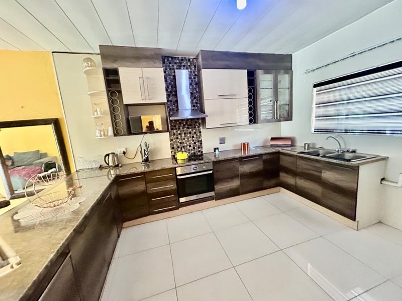 2 Bedroom Property for Sale in Vanderbijlpark CW 3 Gauteng