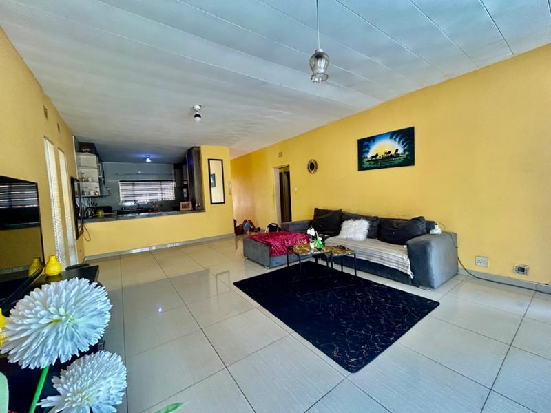 2 Bedroom Property for Sale in Vanderbijlpark CW 3 Gauteng