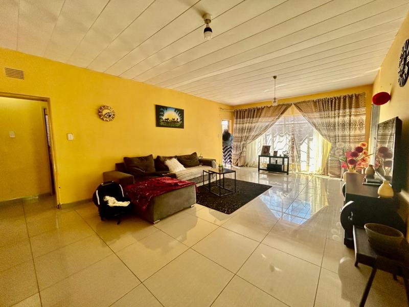 2 Bedroom Property for Sale in Vanderbijlpark CW 3 Gauteng