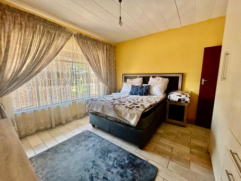 2 Bedroom Property for Sale in Vanderbijlpark CW 3 Gauteng