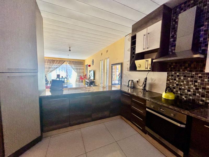 2 Bedroom Property for Sale in Vanderbijlpark CW 3 Gauteng