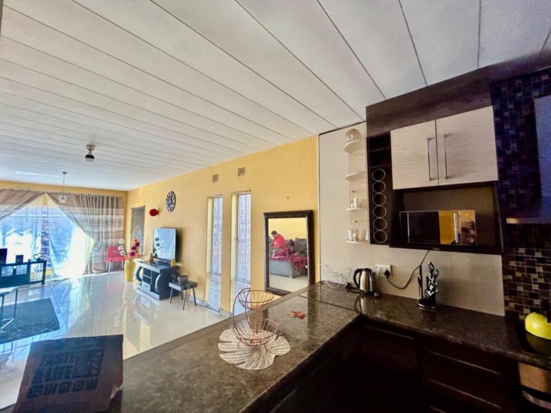 2 Bedroom Property for Sale in Vanderbijlpark CW 3 Gauteng