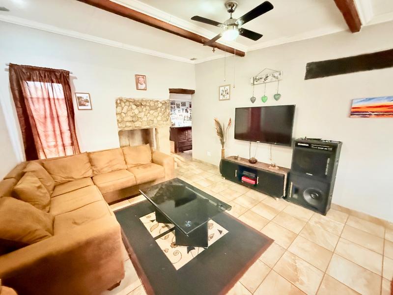 4 Bedroom Property for Sale in Vanderbijlpark CW 3 Gauteng