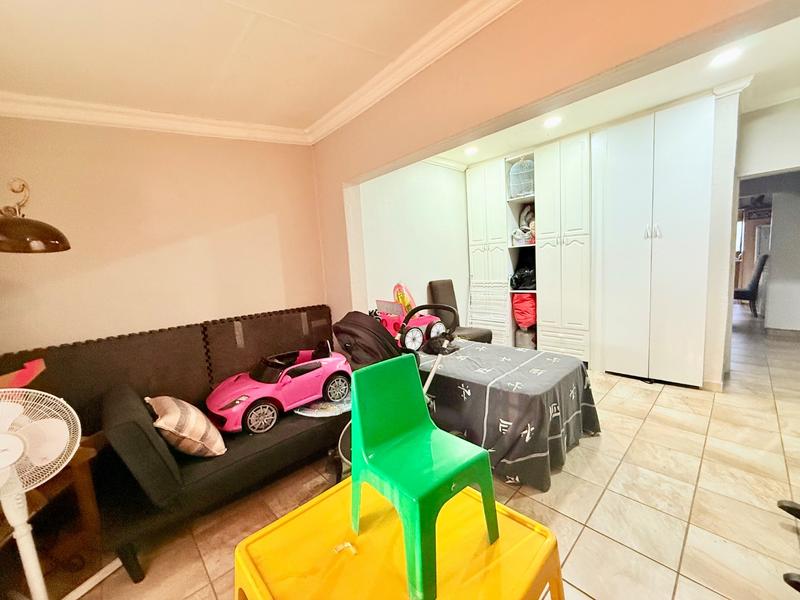 4 Bedroom Property for Sale in Vanderbijlpark CW 3 Gauteng
