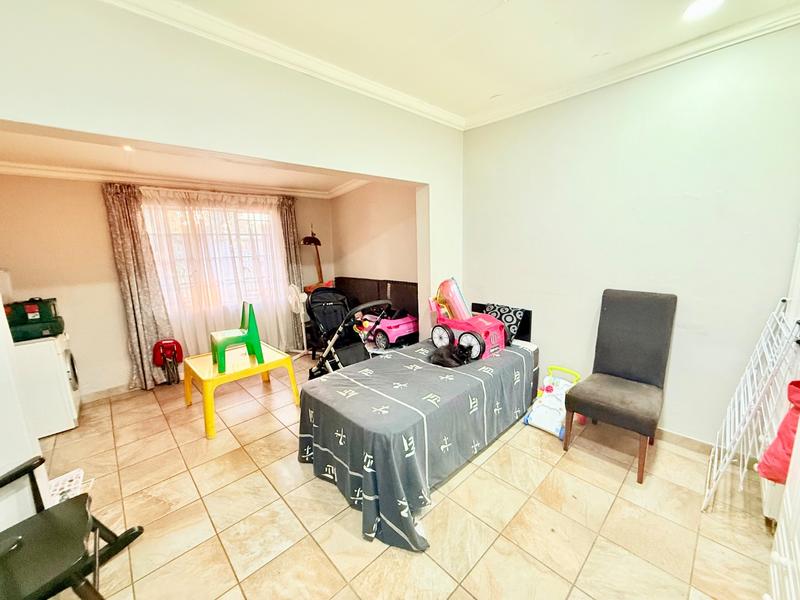 4 Bedroom Property for Sale in Vanderbijlpark CW 3 Gauteng