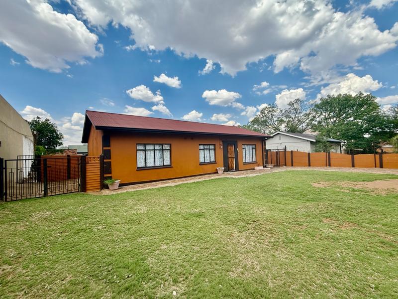 3 Bedroom Property for Sale in Vanderbijlpark CW 3 Gauteng