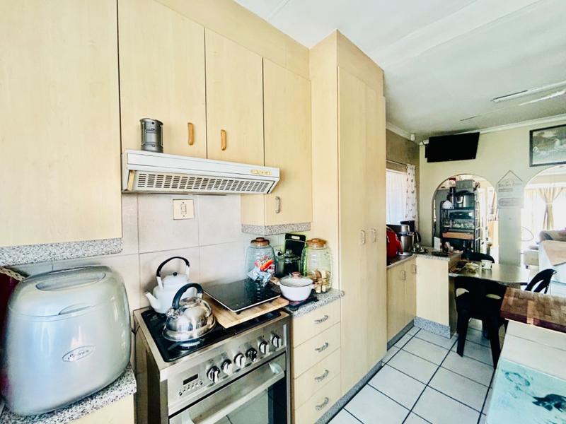 3 Bedroom Property for Sale in Vanderbijlpark CW 3 Gauteng
