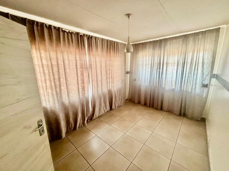 3 Bedroom Property for Sale in Vanderbijlpark CW 3 Gauteng