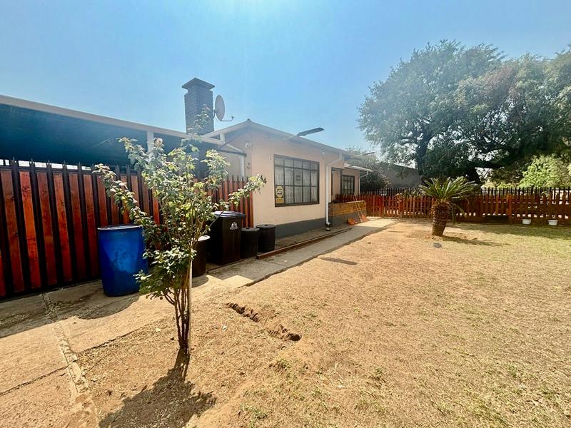 3 Bedroom Property for Sale in Vanderbijlpark CW 3 Gauteng