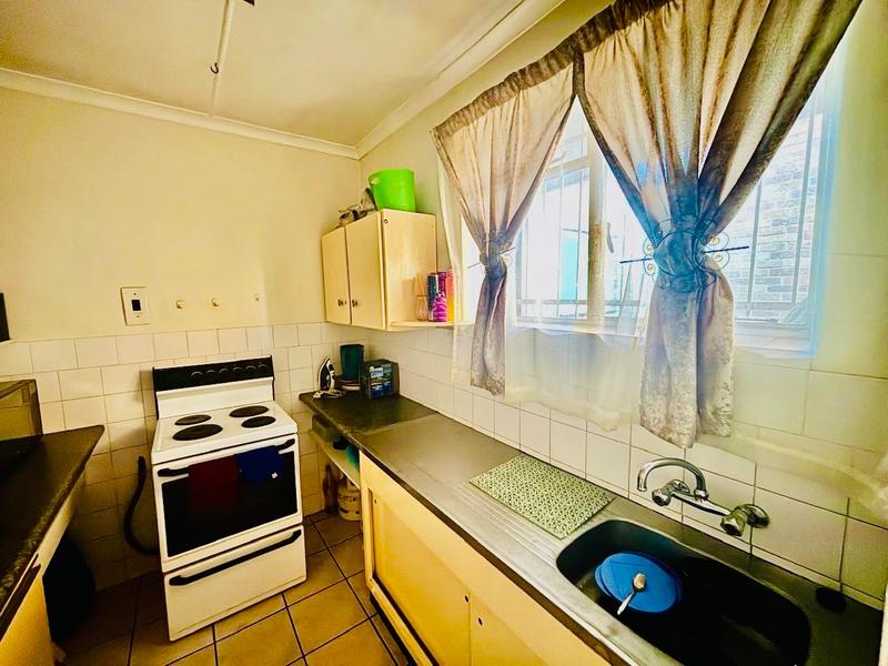 1 Bedroom Property for Sale in Vanderbijlpark CW 3 Gauteng