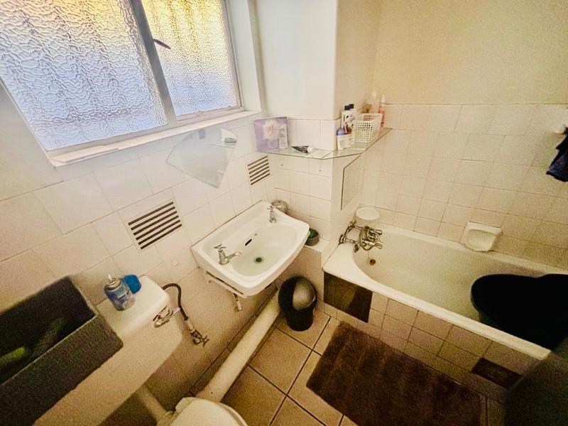 1 Bedroom Property for Sale in Vanderbijlpark CW 3 Gauteng