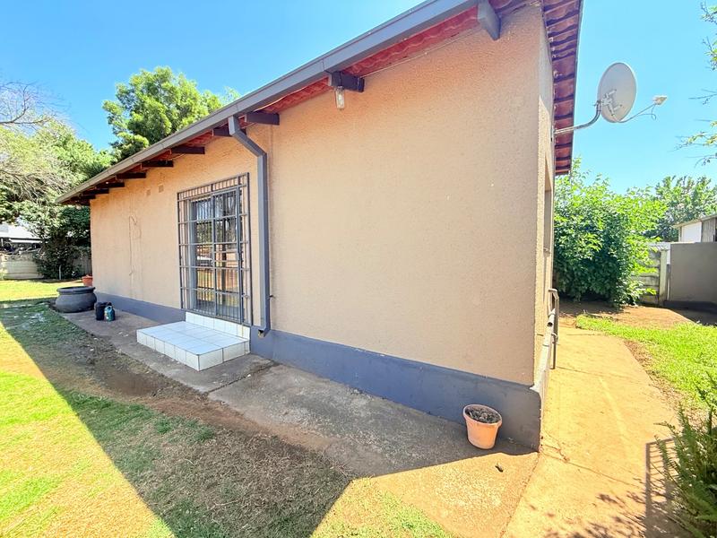 4 Bedroom Property for Sale in Vanderbijlpark CW 3 Gauteng