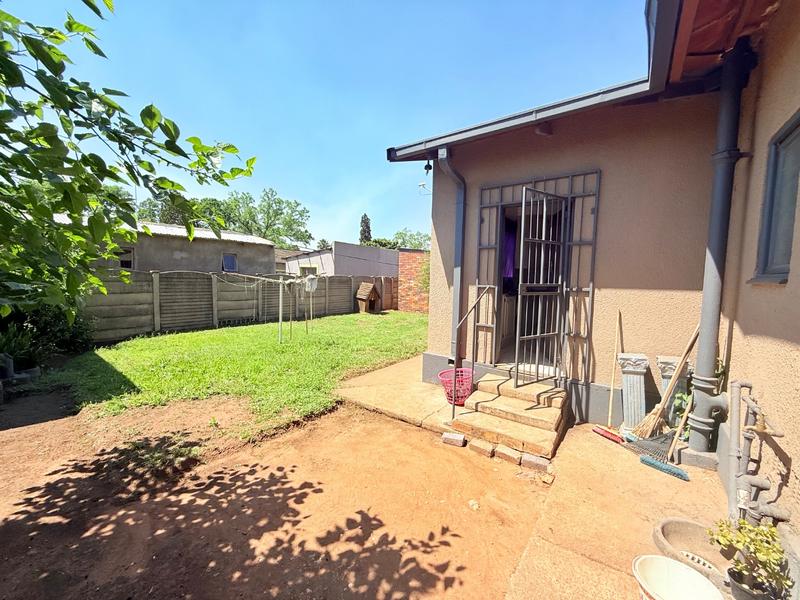 4 Bedroom Property for Sale in Vanderbijlpark CW 3 Gauteng