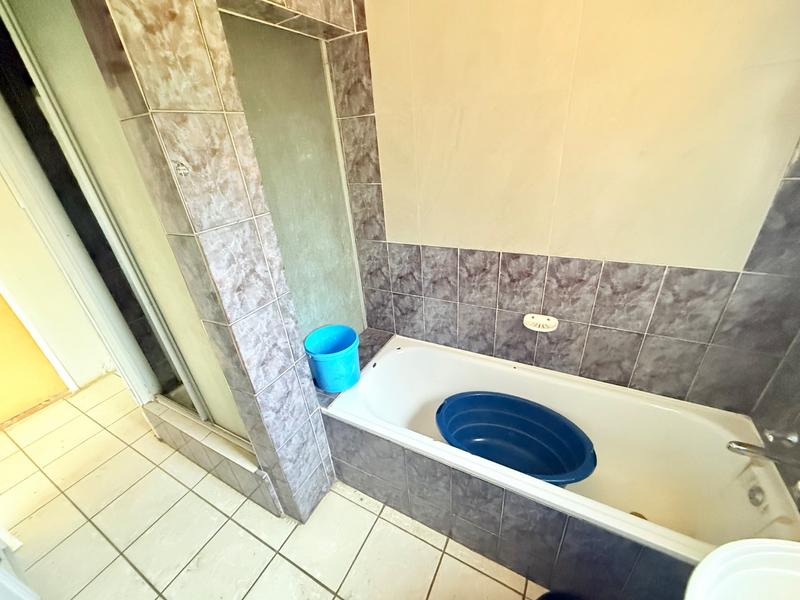 4 Bedroom Property for Sale in Vanderbijlpark CW 3 Gauteng