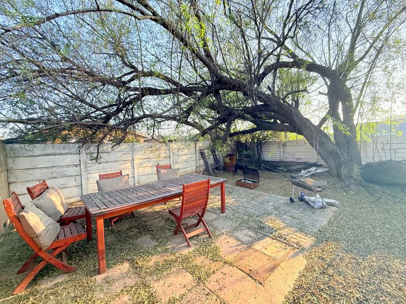 4 Bedroom Property for Sale in Vanderbijlpark CW 4 Gauteng