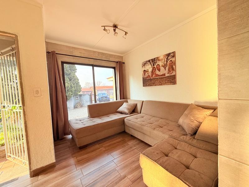 4 Bedroom Property for Sale in Vanderbijlpark CW 4 Gauteng