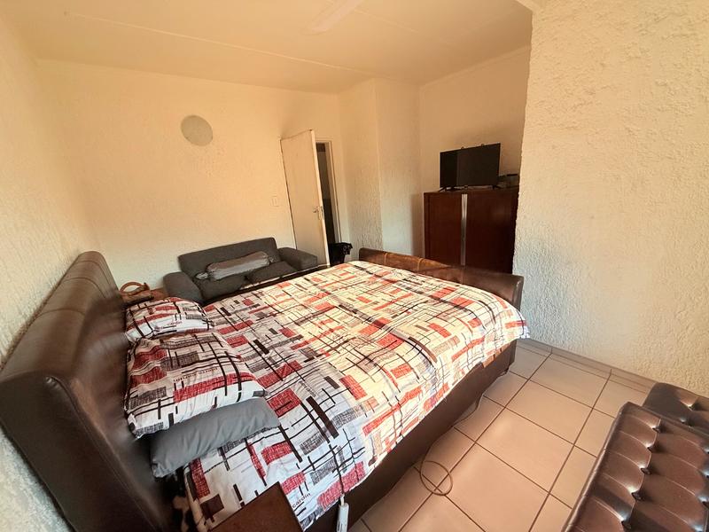 4 Bedroom Property for Sale in Vanderbijlpark CW 4 Gauteng