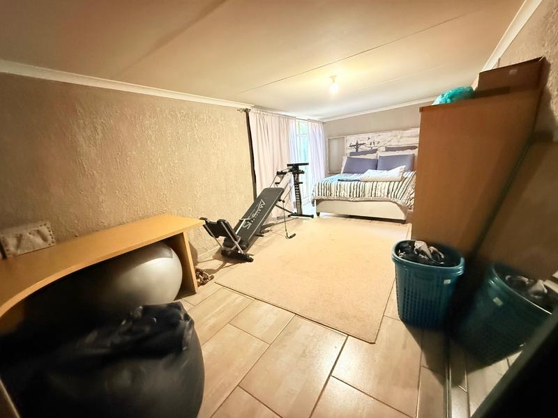 4 Bedroom Property for Sale in Vanderbijlpark CW 4 Gauteng