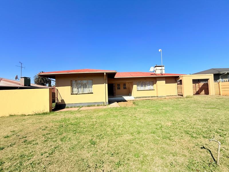 3 Bedroom Property for Sale in Vanderbijlpark CW 4 Gauteng