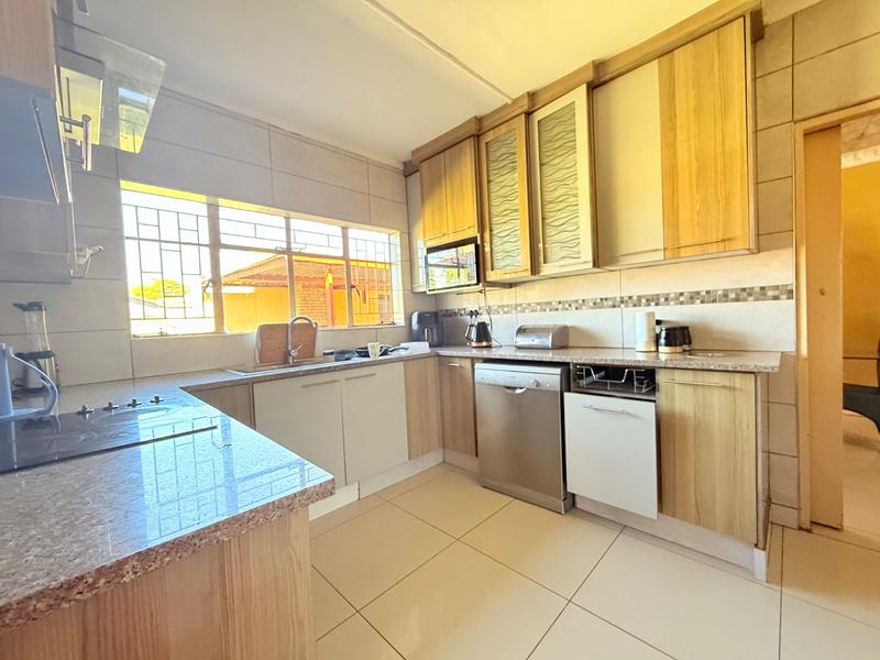 3 Bedroom Property for Sale in Vanderbijlpark CW 4 Gauteng