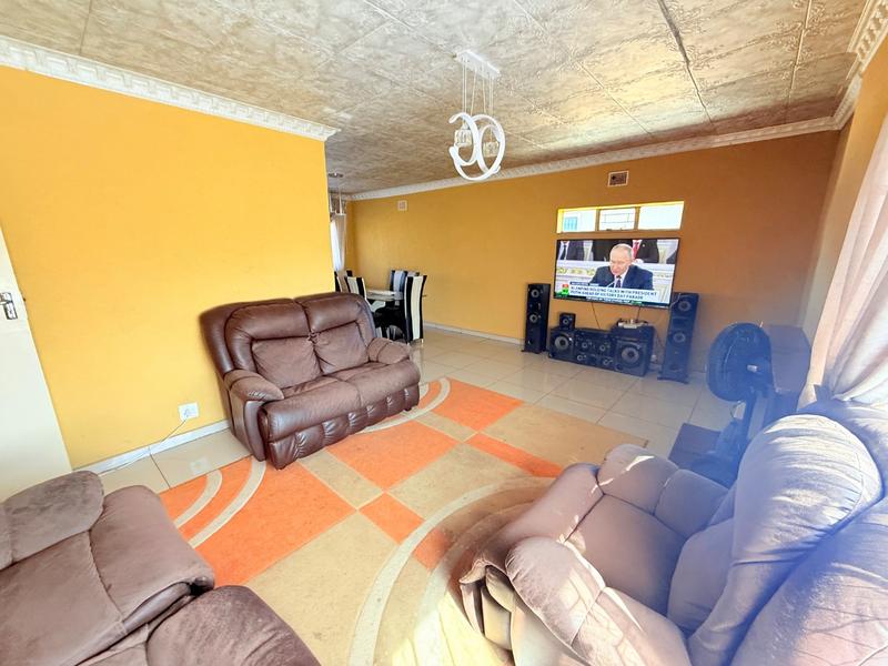 3 Bedroom Property for Sale in Vanderbijlpark CW 4 Gauteng