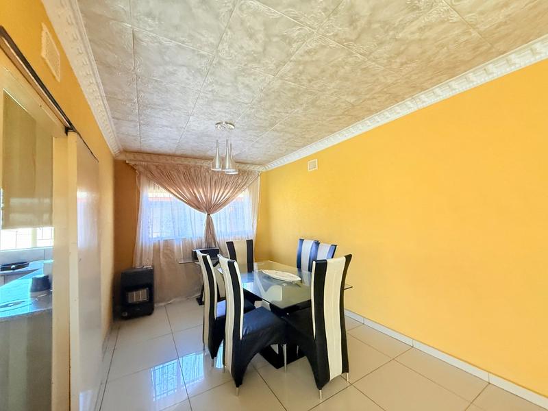 3 Bedroom Property for Sale in Vanderbijlpark CW 4 Gauteng