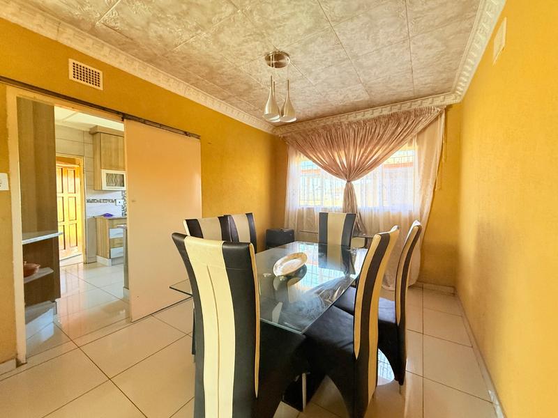 3 Bedroom Property for Sale in Vanderbijlpark CW 4 Gauteng