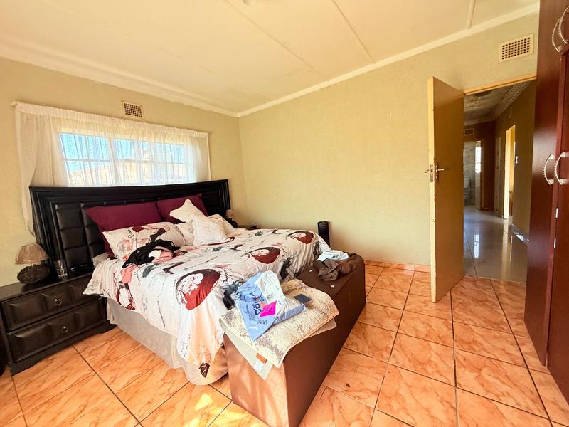 3 Bedroom Property for Sale in Vanderbijlpark CW 4 Gauteng