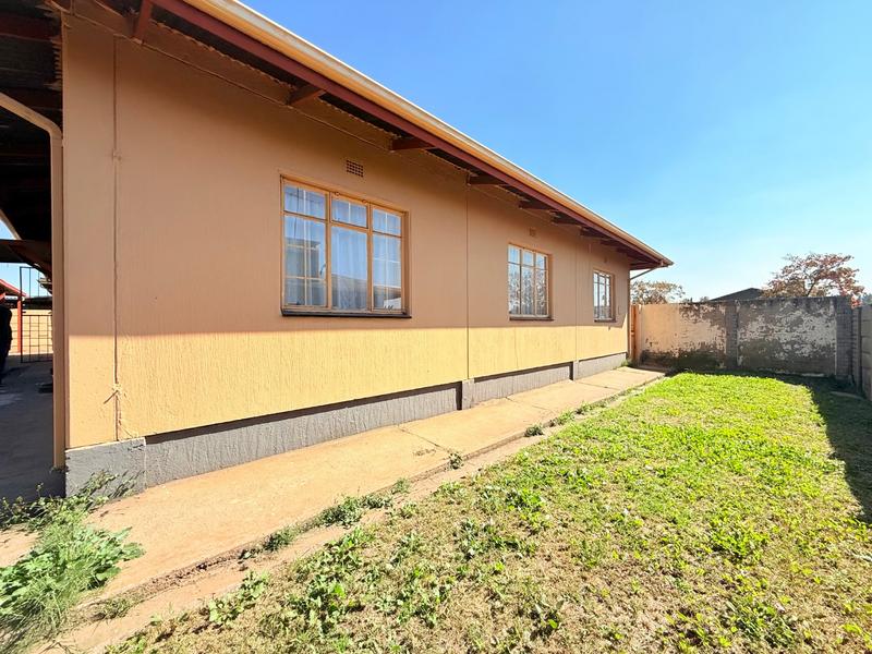 3 Bedroom Property for Sale in Vanderbijlpark CW 4 Gauteng