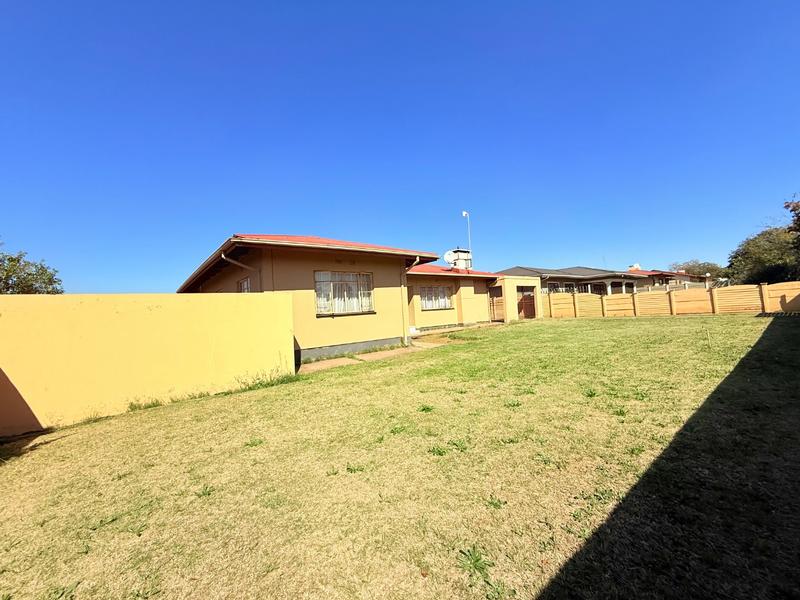 3 Bedroom Property for Sale in Vanderbijlpark CW 4 Gauteng