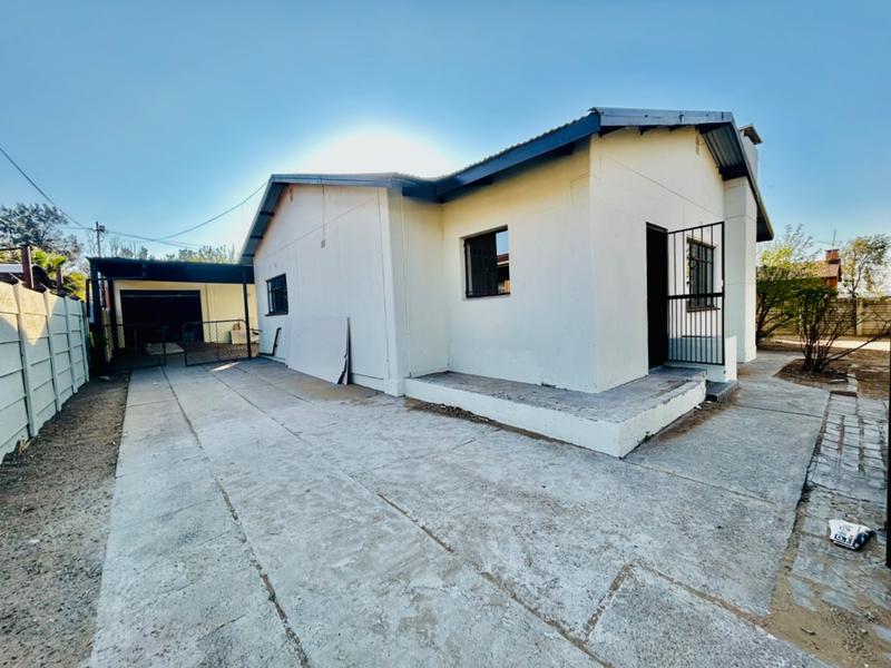 3 Bedroom Property for Sale in Vanderbijlpark CW 4 Gauteng