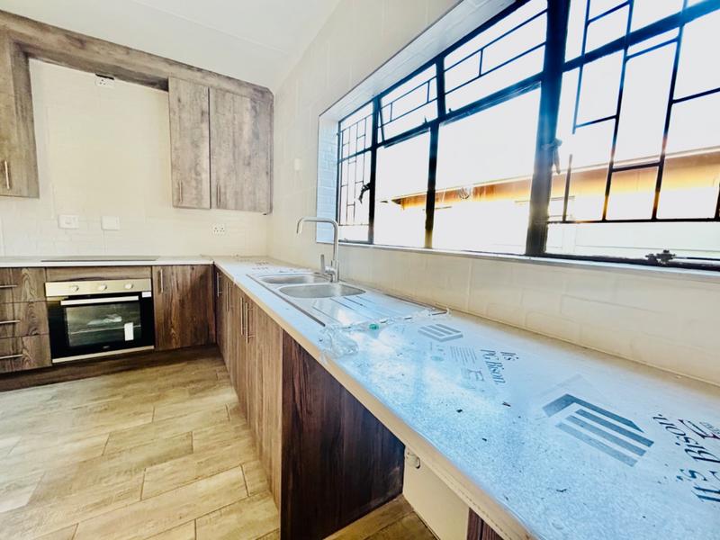 3 Bedroom Property for Sale in Vanderbijlpark CW 4 Gauteng