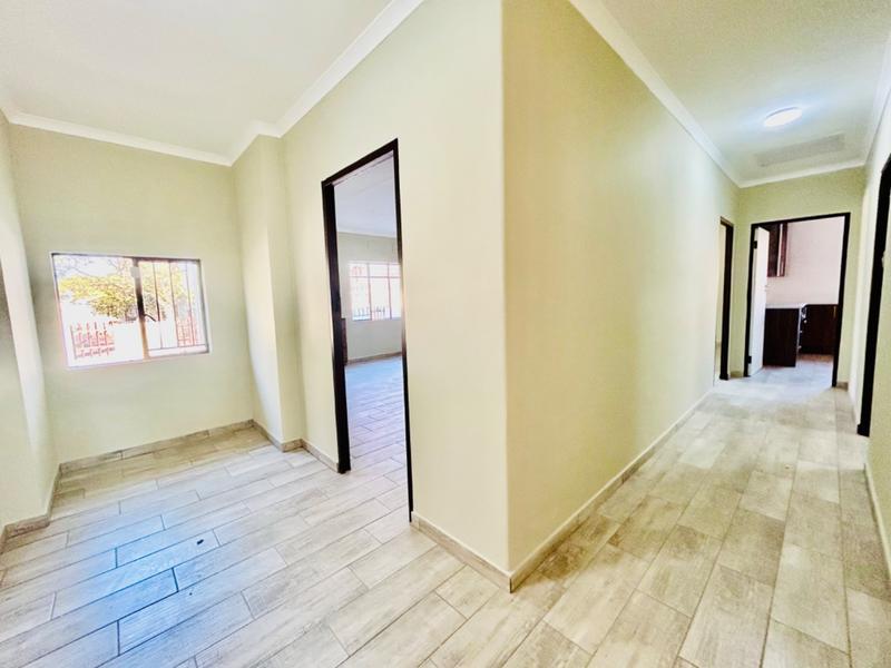 3 Bedroom Property for Sale in Vanderbijlpark CW 4 Gauteng