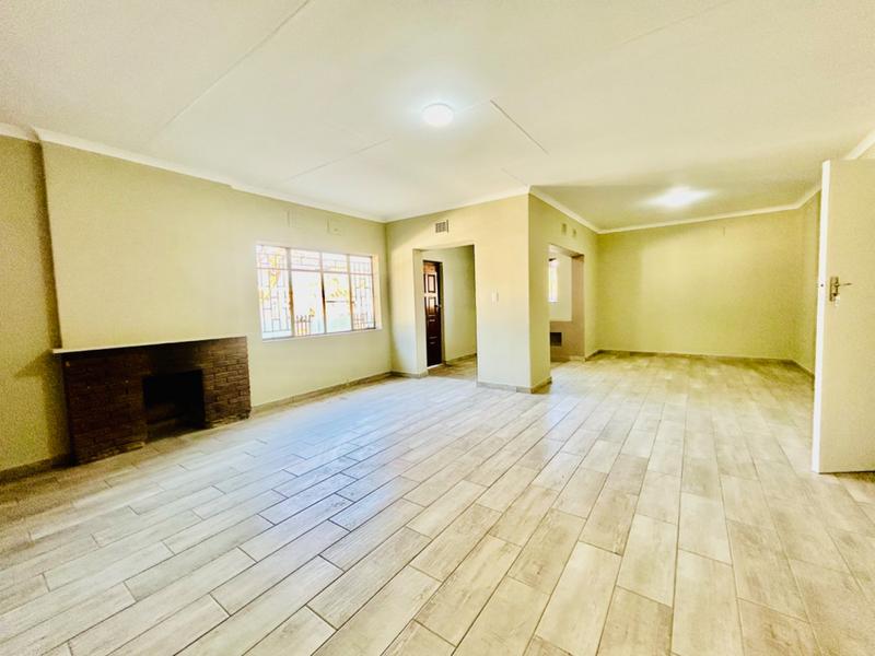 3 Bedroom Property for Sale in Vanderbijlpark CW 4 Gauteng