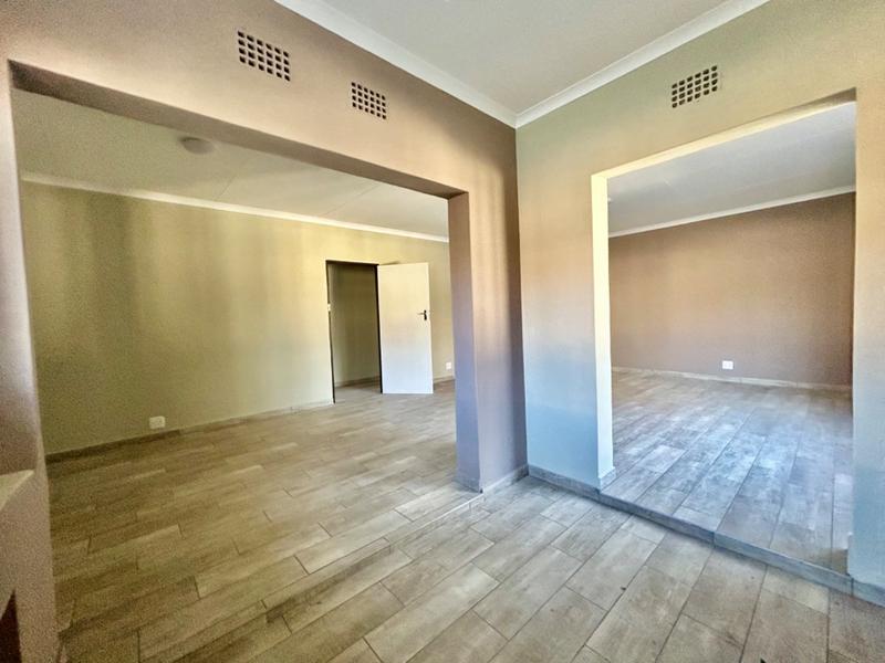 3 Bedroom Property for Sale in Vanderbijlpark CW 4 Gauteng