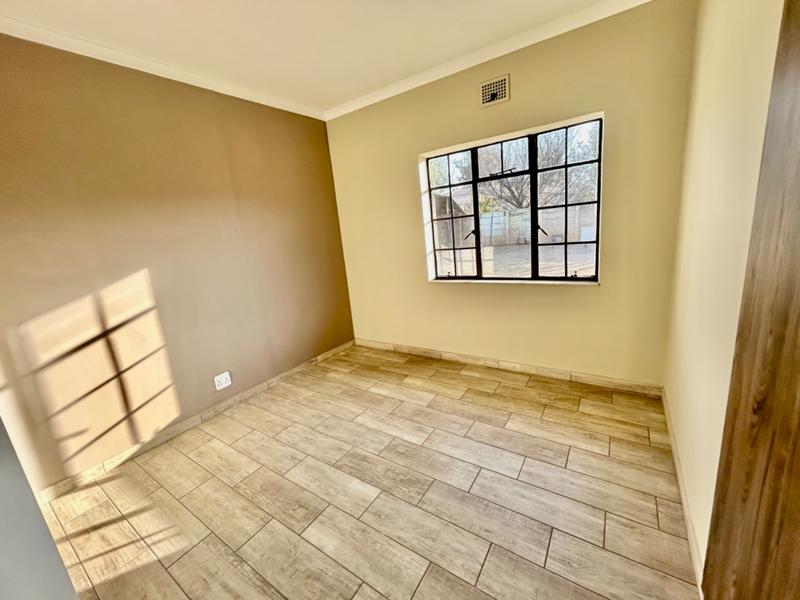 3 Bedroom Property for Sale in Vanderbijlpark CW 4 Gauteng