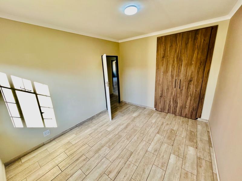3 Bedroom Property for Sale in Vanderbijlpark CW 4 Gauteng