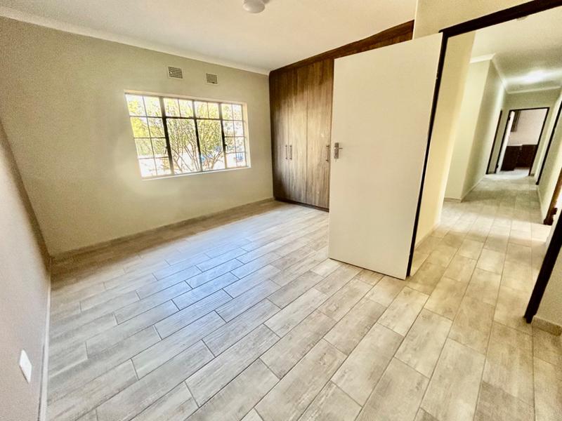 3 Bedroom Property for Sale in Vanderbijlpark CW 4 Gauteng