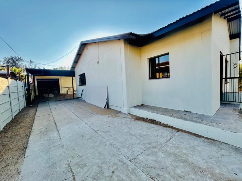 3 Bedroom Property for Sale in Vanderbijlpark CW 4 Gauteng