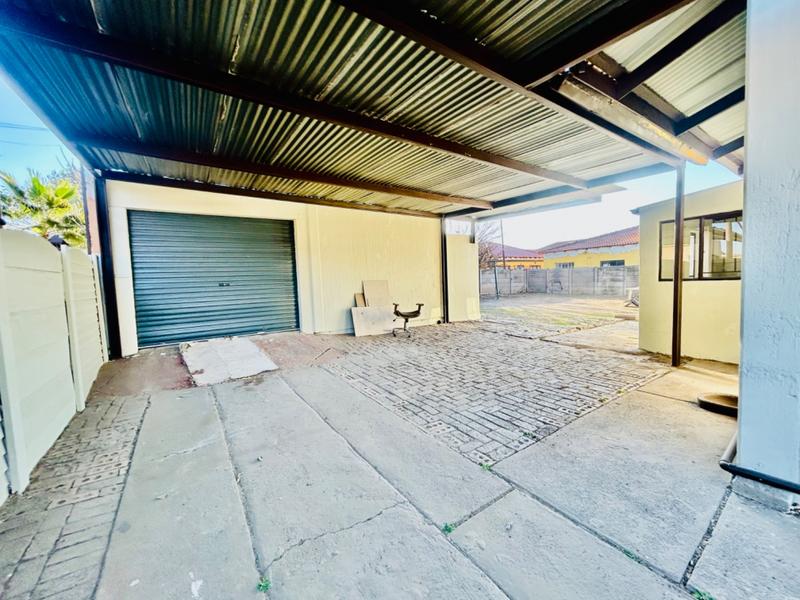 3 Bedroom Property for Sale in Vanderbijlpark CW 4 Gauteng