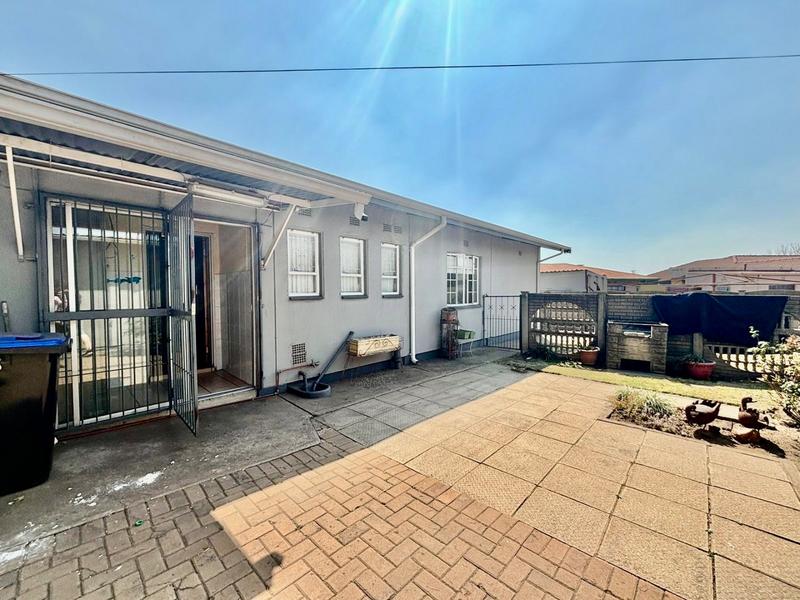 3 Bedroom Property for Sale in Vanderbijlpark CW 4 Gauteng