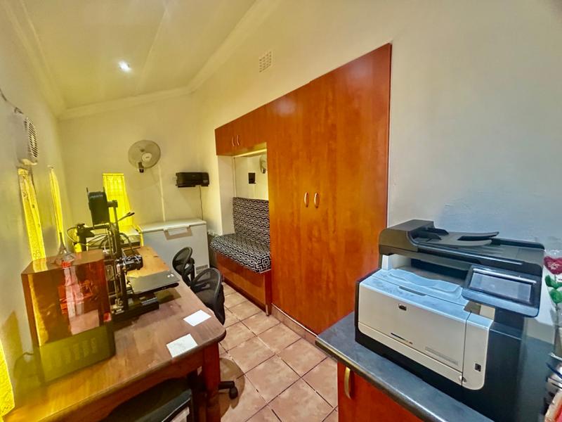 3 Bedroom Property for Sale in Vanderbijlpark CW 4 Gauteng