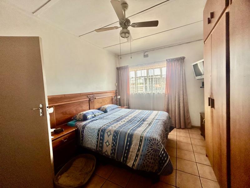 3 Bedroom Property for Sale in Vanderbijlpark CW 4 Gauteng