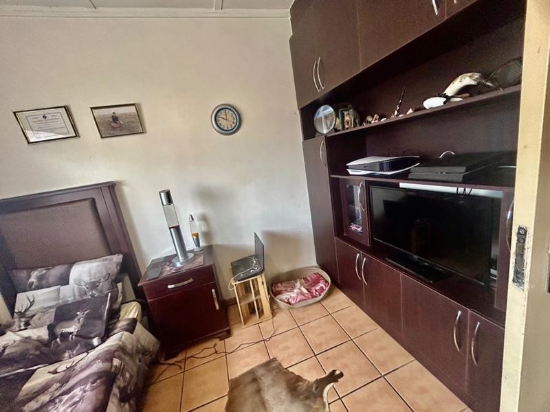 3 Bedroom Property for Sale in Vanderbijlpark CW 4 Gauteng
