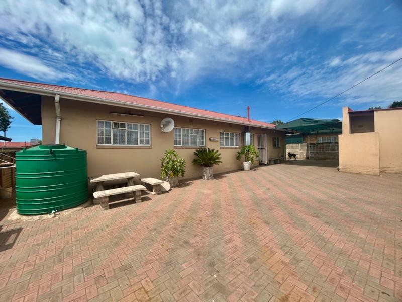 3 Bedroom Property for Sale in Vanderbijlpark CW 4 Gauteng