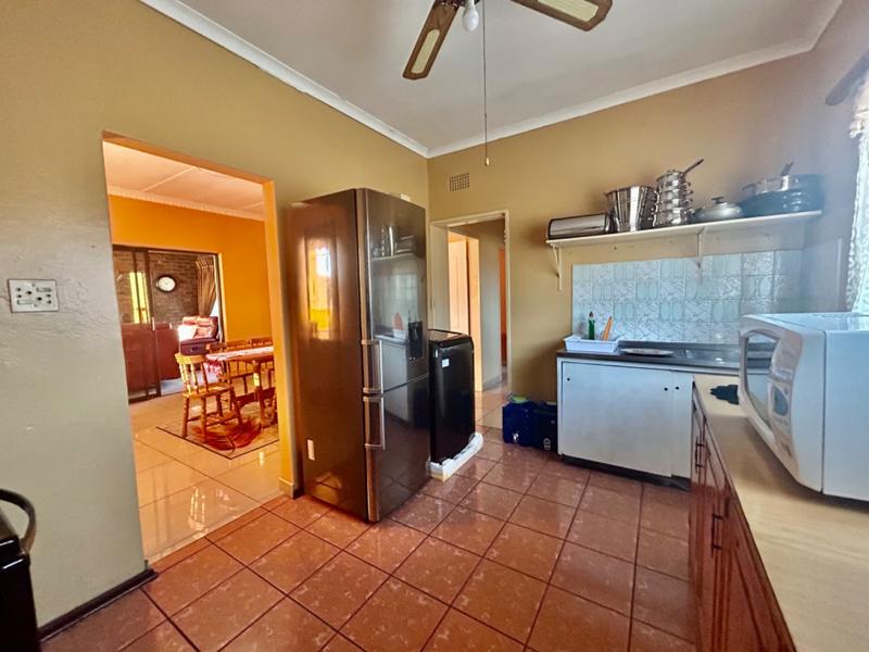 3 Bedroom Property for Sale in Vanderbijlpark CW 4 Gauteng