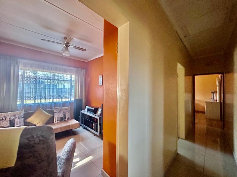3 Bedroom Property for Sale in Vanderbijlpark CW 4 Gauteng
