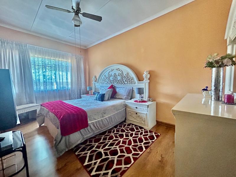 3 Bedroom Property for Sale in Vanderbijlpark CW 4 Gauteng