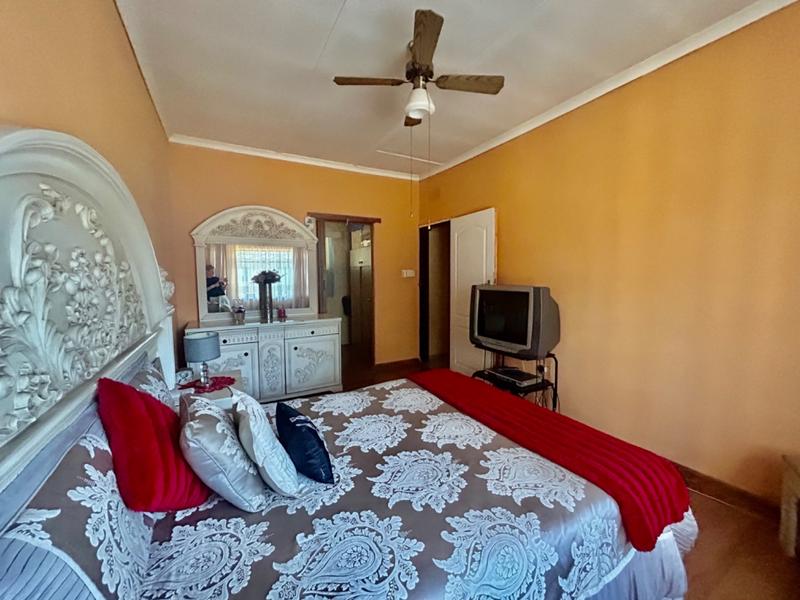 3 Bedroom Property for Sale in Vanderbijlpark CW 4 Gauteng