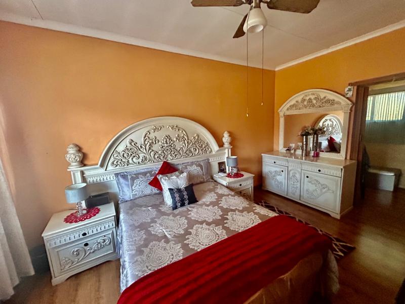 3 Bedroom Property for Sale in Vanderbijlpark CW 4 Gauteng